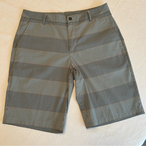 Men\u0026#039;s Golf Puma Plaid Golf Shorts Puma Men's 34 Golf Shorts Stretch  Gray Plaid Dry Cell Technology